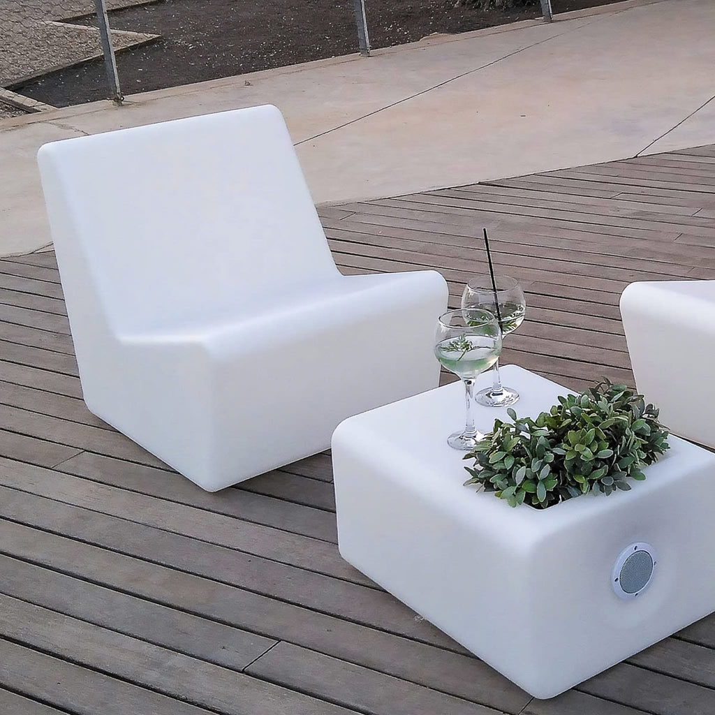 Tarida Sit<br> Indoor & Outdoor Chair