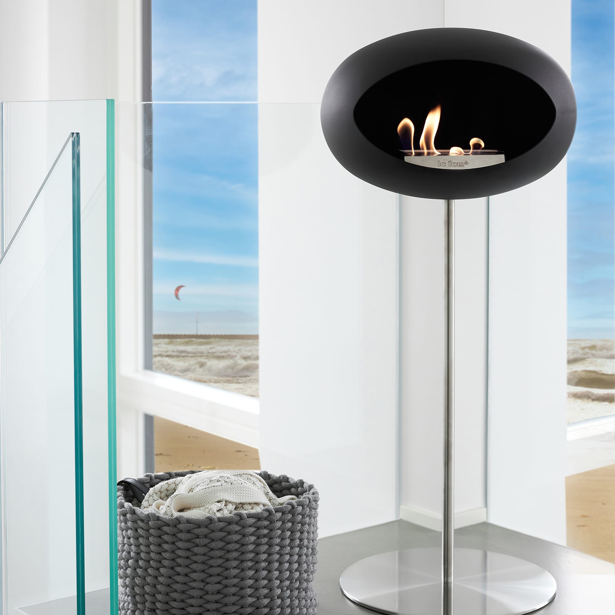 Le Feu Steel High Dome <br>Black